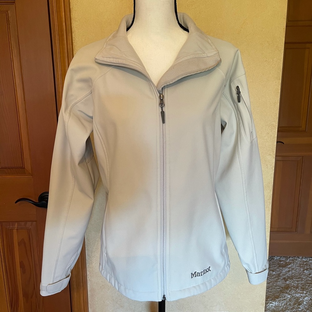 Marmot women’s jacket - Picture 3 of 9